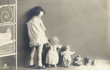 funny, wtf, vintage, photography, weird, bizarre, 18 WTF Vintage Photographs Par… | Strange days indeed... | Scoop.it