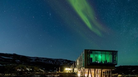 Iceland: ION Adventure Hotel basks in the glow of the northern lights | GizMag.com | @The Convergence of ICT, the Environment, Climate Change, EV and HEV Transportation & Distributed Renewable Energy | Scoop.it