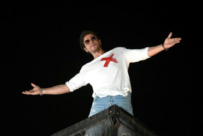 Bollywood megastar among world’s richest actors after reaching billionaire status | Family Office & Billionaire Report - Empowering Family Dynasties | Scoop.it