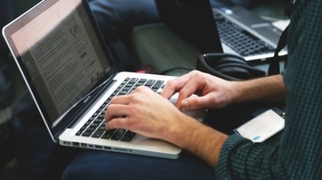 How to Test Different Versions of Your Website in 6 Easy Steps (Infographic) | Online Marketing News | Scoop.it