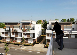 Logement social : plus d&rsquo;attributions en 2025 mais des millions de demandeurs toujours en attente | Veille territoriale AURH | Scoop.it