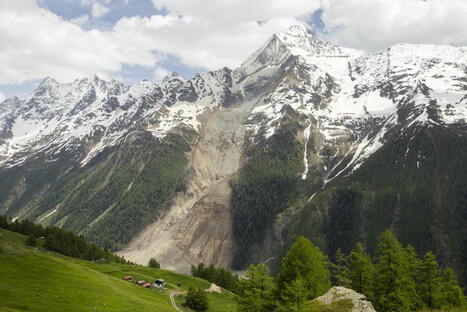 "Ce sont les activités humaines qui provoquent ces catastrophes" : après l’effondrement d'un glacier à Blatten, la vigilance des scientifiques sur les Pyrénées | Vallées d'Aure & Louron - Pyrénées | Scoop.it