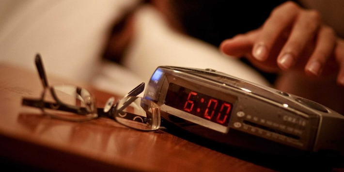 Why hitting the snooze button is the worst thing you can do in the morning | The Health Report | Scoop.it