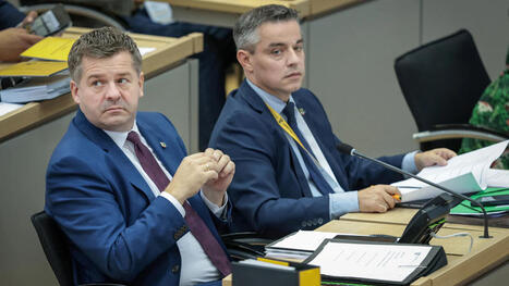 Landtagswahlen: CDU-Vorschlag: Abgeordnete sollen bei Ministerpr&auml;sidentenwahl in Sachsen-Anhalt Saal verlassen - Politik - SZ.de | Kompass-Aktuell | Scoop.it