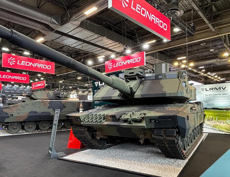 Italy places first order for Rheinmetall Panther-based main battle tanks in &euro;3.7 billion deal, report says | DEFENSE NEWS | Scoop.it