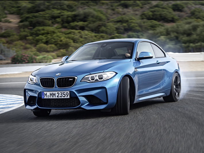The BMW M2 sports car has finally arrived | The UHNW Lifestyle Report | Scoop.it