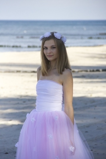 Robe de mariée Sabina création Alisa en blanche et rose - Alpes Maritimes | Robes de mariée d'occasion | Scoop.it