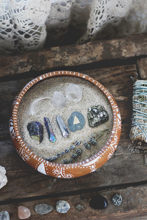 10 Ways To Use Healing Crystals | Crystal Grids for Healing | Scoop.it