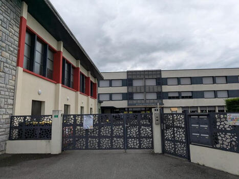 Fermeture de classe : Pierre Brau-Nogu&eacute; riposte &laquo; jusqu'&agrave; pr&eacute;sent, nous &eacute;tions bien seuls sur ce sujet &raquo; | Accueil | Scoop.it