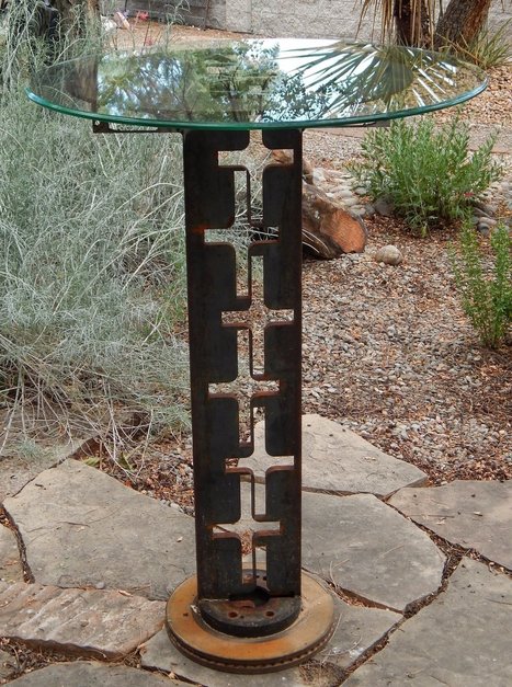 Cross Bar Height Table From Recycled Metal | 1001 Recycling Ideas ! | Scoop.it