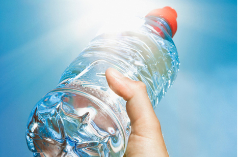 Les bouteilles d'eau laissées à la chaleur sont cancérigènes | Toxique, soyons vigilant ! | Scoop.it