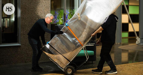 Taiteilija Kain Tapper kuittasi r&auml;stiin j&auml;&auml;neet laskut veistoksella, joka lahjoitettiin nyt museoon | HS.fi | 1Uutiset - Lukemisen t&auml;hden | Scoop.it