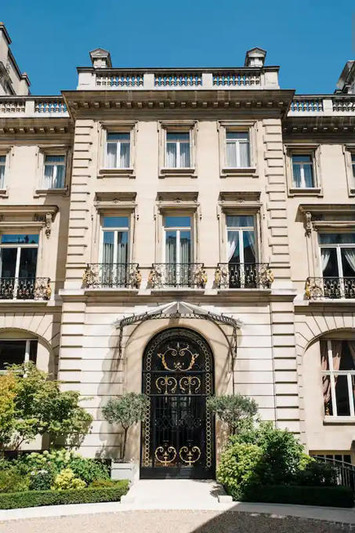 Ce sublime hôtel particulier parisien ouvre ses portes pour la première fois ! | Découvrir, se former et faire | Scoop.it