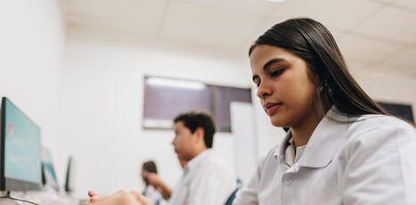 Only 37% of Year 10 students meet our national standards for digital skills | The Student Voice | Scoop.it