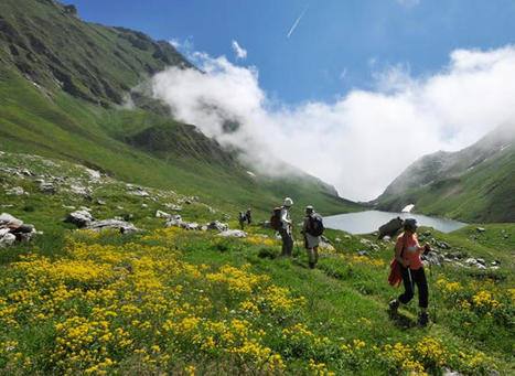 Les meilleurs itinéraires de randonnée du monde - Fédération Française de la Randonnée Pédestre | Tourisme de randonnées                                                                                                                                                                                 & Sports de nature pour les pros | Scoop.it