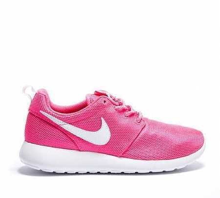 roshe run rose et blanc