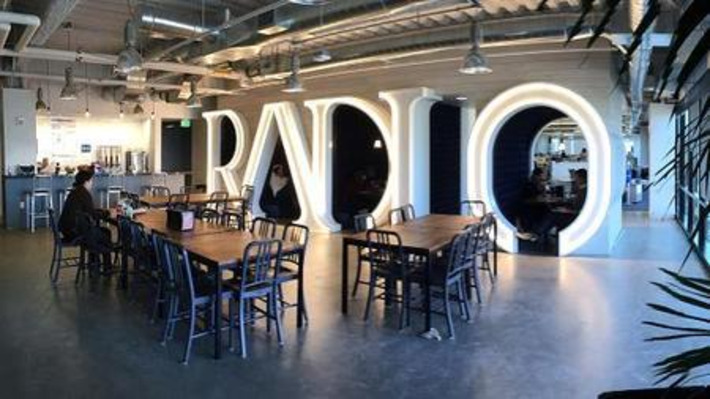 Pandora signs license deals with Sony, Universal Music | Technology Report - Changing Our World | Scoop.it