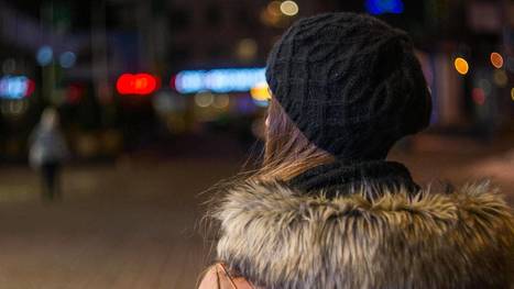 ”Riittäisi, kun joku veisi vaikka kahville”, kolmekymppinen nainen sanoo – näin yksin jääneet kertovat elämästä ilman mitään romantiikkaa - Seksi & Parisuhde | 1Uutiset - Lukemisen tähden | Scoop.it