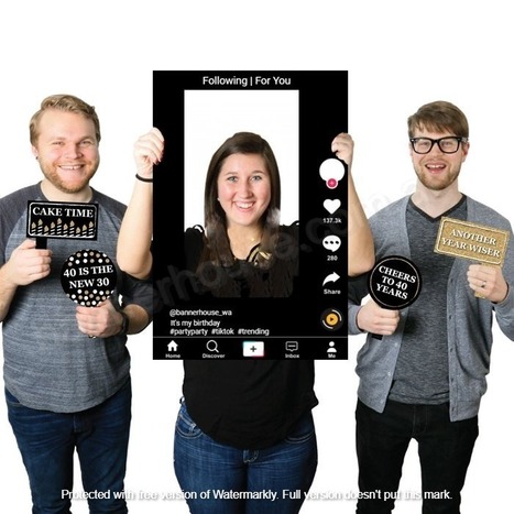 &nbsp;Tik Tok Selfie Frames, Personalized Photo Props for any Occasion | Creative Signage & Innovative Printing Trends | Scoop.it