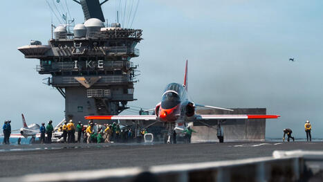 Carrier Qualifications Still Happening For A Few Navy Fighter Pilots In Training | DEFENSE NEWS | Scoop.it