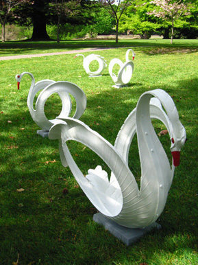 Tire swan | 1001 Gardens | 1001 Gardens ideas ! | Scoop.it