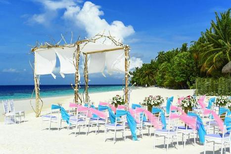 Hawaii Beach Wedding In Affordable Wedding Planner In Hawaii