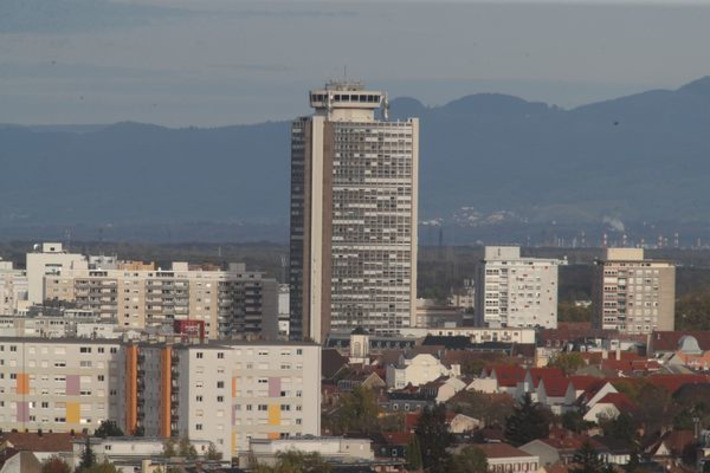 Les travaux du plus haut restaurant panoramique d'Alsace vont d&eacute;buter, il pourrait tourner comme avant | Th&eacute;matique Gastronomie et Oeno | Scoop.it