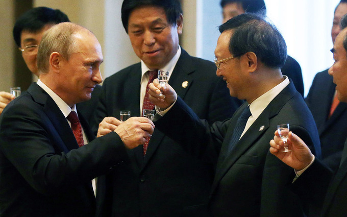 The Russian-Chinese geopolitical game - Al Jazeera America | real utopias | Scoop.it