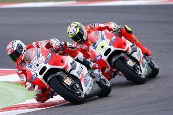 Andrea Iannone dislocates left shoulder | Ductalk: What's Up In The World Of Ducati | Scoop.it