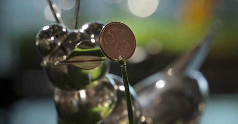 Ru Runebergs insekter, tuppar och soldater i silver håller liv i skimrande konstform | Kultur | 1Uutiset - Lukemisen tähden | Scoop.it