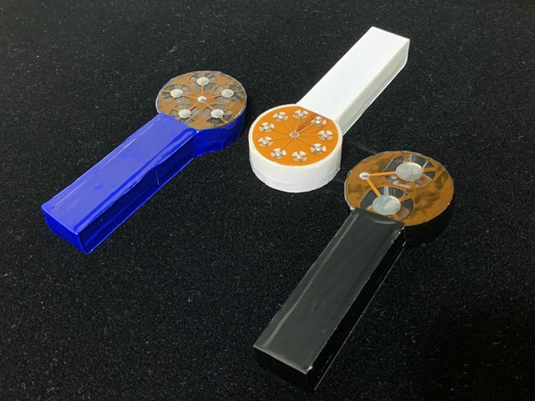 Lollipop-shaped lickable devices try to recreate tastes in VR | Innovating to what's next... | Scoop.it