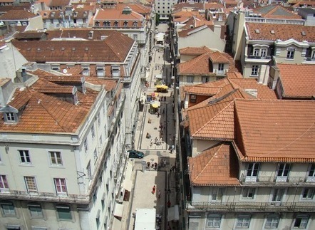 First biodiesel buses launched in Lisbon | TheMayor.EU | Energy Transition in Europe | www.energy-cities.eu | Scoop.it
