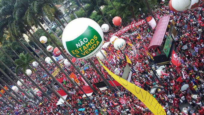 Brazil's Landless Workers Movement (MST) on the political crisis engulfing the Dilma government | Links International Journal of Socialist Renewal | real utopias | Scoop.it