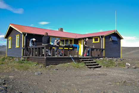 Iceland solves banking crisis by indicting CEOs, forcing mortgage&nbsp;relief | Money News | Scoop.it