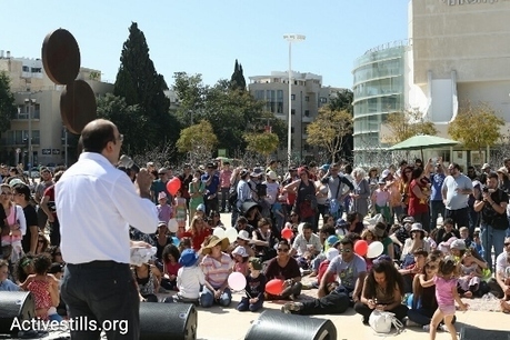 Hundreds demand integrated, bilingual education in Jaffa | +972 Magazine | Language Education Outside the U.S. | Scoop.it