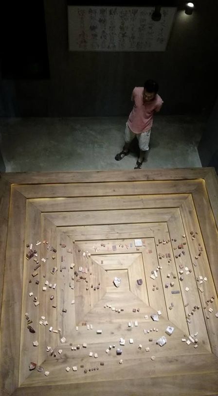 Wei Lia : nine wooden steps of literati life nested in a concrete grid, from Great Vacuity Buddha King to 258 seals | Art Installations, Sculpture, Contemporary Art | Scoop.it