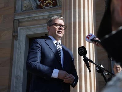 Hallitus aikoo leikata valtionhallinnosta 60 miljoonaa euroa lis&auml;&auml;: Irtisanomisia edess&auml; | HS.fi | 1Uutiset - Lukemisen t&auml;hden | Scoop.it