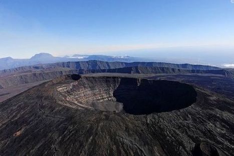 Moins de séismes, mais toujours une inflation du Piton de la Fournaise - Ré | Histoires Naturelles | Scoop.it