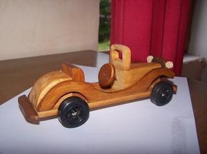 Créer une voiture miniature à partir d'un bloc de bois #DIY | Best of coin des bricoleurs | Scoop.it