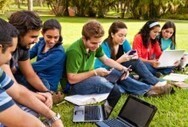 How One School District Finally Embraced Social Media (Sort Of) | Edudemic | TechTalk | Scoop.it