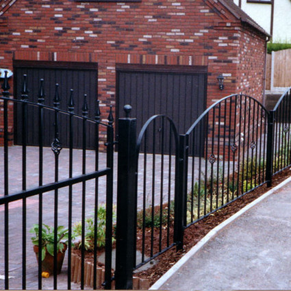 Welded Wire Mesh Fence Wrought Iron Fence Gates And Its