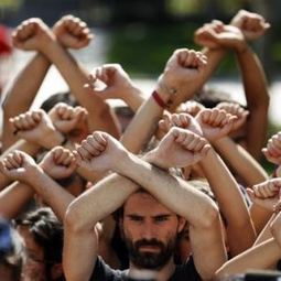 Des &laquo;Indign&eacute;s&raquo; convergent &agrave; Paris contre la &laquo;mascarade&raquo; de la&nbsp;pr&eacute;sidentielle | Indignations & GLOBAL(R)EVOLUTION | Scoop.it