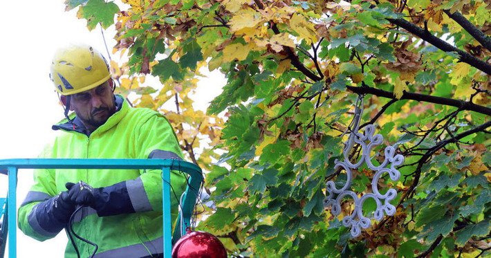 Strasbourg. Rouge, or et argent&eacute;&nbsp;: le march&eacute; de No&euml;l et son sapin seront &laquo;&nbsp;authentiques et chaleureux&nbsp;&raquo; | Th&eacute;matique culture et histoire de l'Alsace | Scoop.it