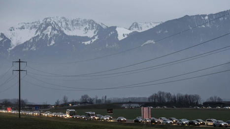 Bouchons du dimanche: les stations ont-elles un train de retard? - Le Temps | News aus der Seilbahn- und Wintersportwelt -- Nouvelles du monde des remontées mécaniques et du sport d'hiver | Scoop.it