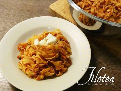 Fettuccine with meat sauce of Mushrooms, Sausage and Mozzarella di bufala | La Cucina Italiana - De Italiaanse Keuken - The Italian Kitchen | Scoop.it