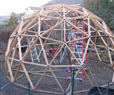 Geodesic Cedar Greenhouse: 9 Steps (with Pictures) | Daily DIY | Scoop.it