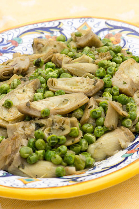 Carciofi coi piselli - Braised Artichokes and Peas - Lazio/Marche | La Cucina Italiana - De Italiaanse Keuken - The Italian Kitchen | Scoop.it