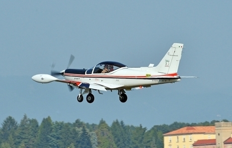 Alenia Aermacchi test flights upgraded SF-260 trainer aircraft | DEFENSE NEWS | Scoop.it