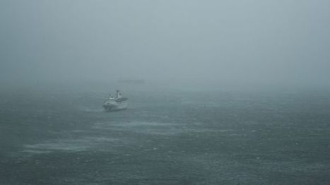 Typhoon Hato: Hong Kong issues highest warning, halts trading | Stage 4 Water in the World | Scoop.it