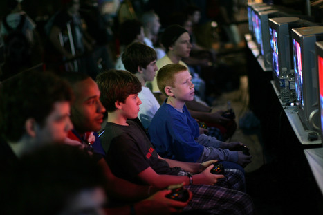 Online Gaming Helps Kids Do Better In School, Social Media Doesn’t, Study Says | The 21st Century | Scoop.it